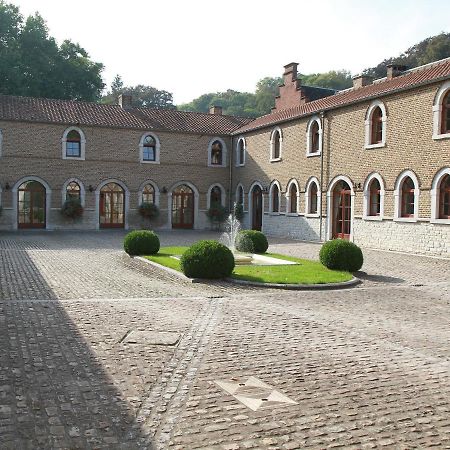 Hotel - Ferme Du Chateau D'Ahin Huy Esterno foto