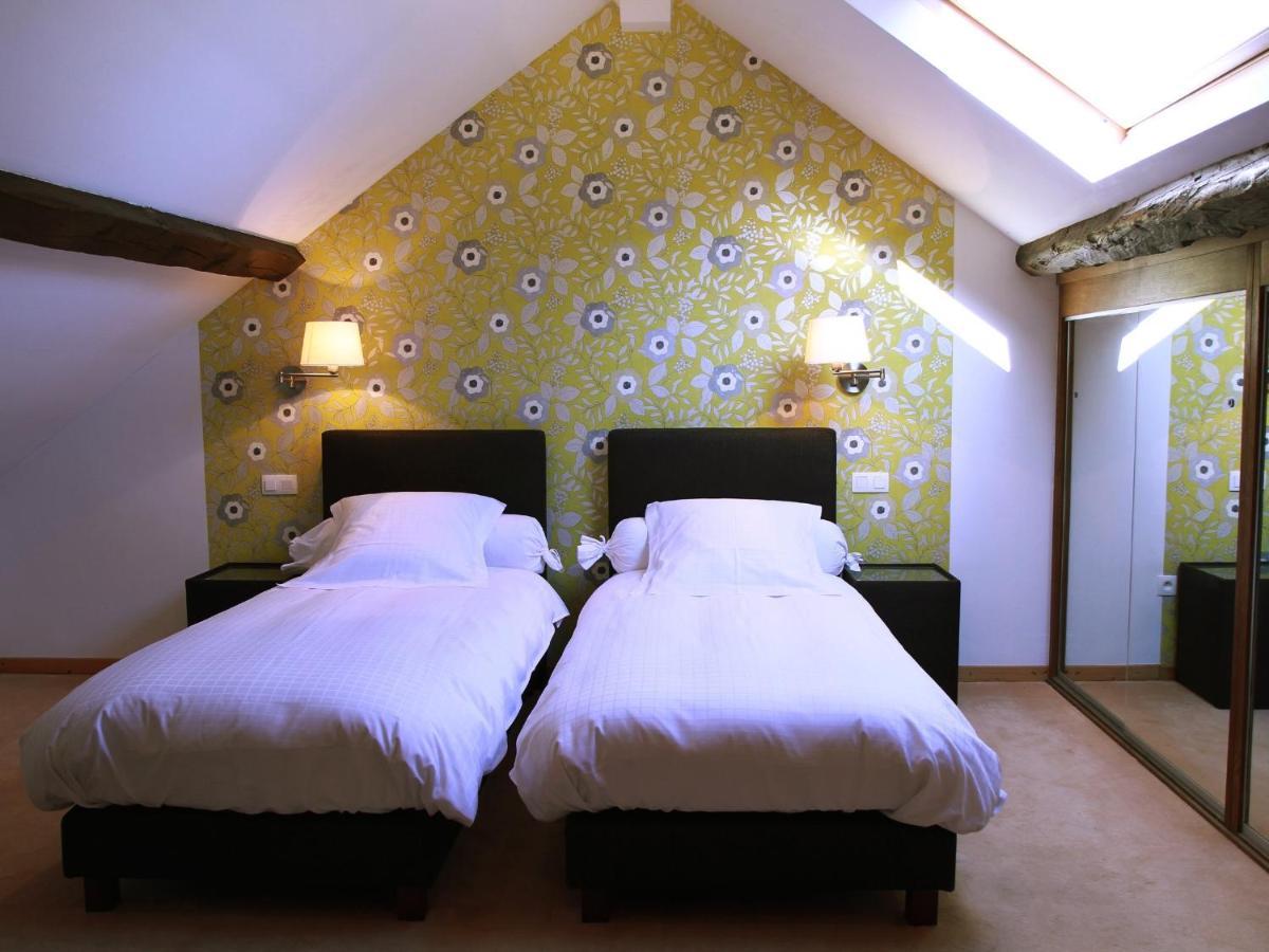 Hotel - Ferme Du Chateau D'Ahin Huy Esterno foto