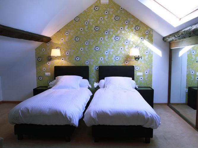 Hotel - Ferme Du Chateau D'Ahin Huy Camera foto