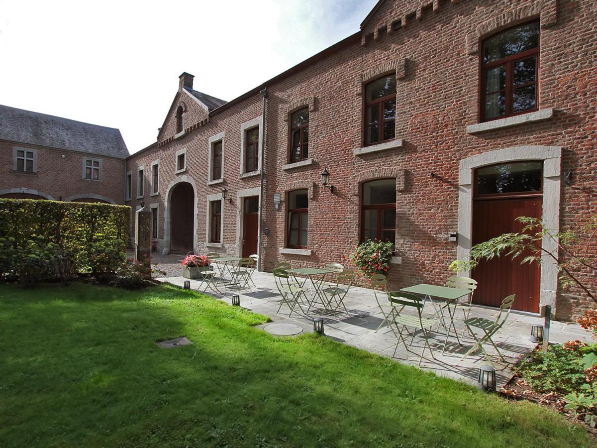 Hotel - Ferme Du Chateau D'Ahin Huy Esterno foto